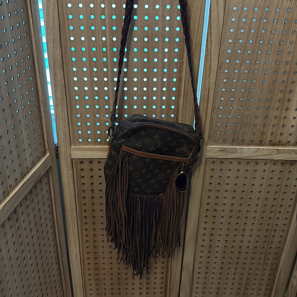 Louis Vuitton Brown Crossbody Bag with Fringe - Picture 13 of 15